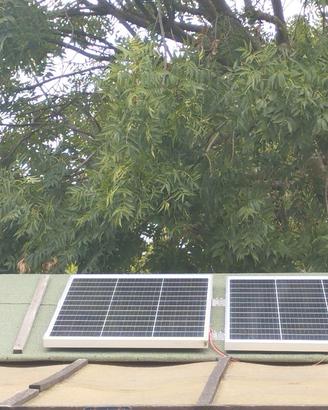 Impianto fotovoltaico  per piscina/camper/casetta 