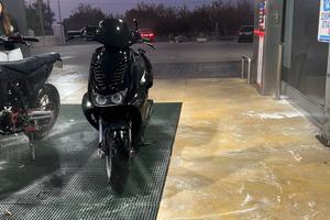 aprilia sr 50