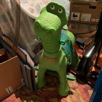 Dinosauro feber cavalcabile