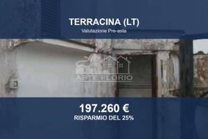 Immobile in asta di 131 m² con più di 5 locali a T