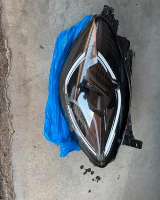 Faro full led Ford Puma