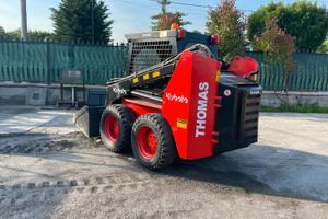 P176 Mini pala Thomas 30 q.li