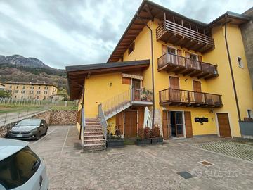 Ampio monolocale con posto auto a reddito