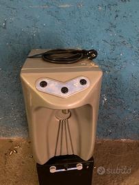 Erogatore acqua domestico