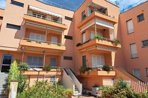 Appartamento di 122 m² con 3 locali e box auto a V