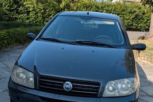 Fiat Punto 188 2004 - Autocarro