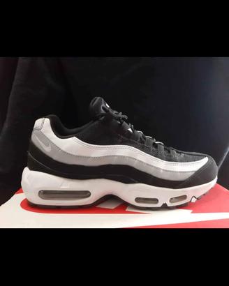 scarpe NAKE