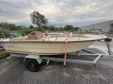 Barca 5 metri con motore+ tenda+carrello