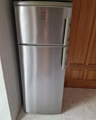 Frigorifero congelatore Elettrolux CT235 