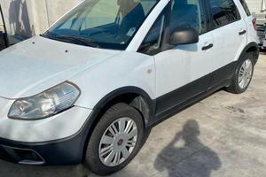 FIAT SEDICI 1.6 BZ GPL 2011 PER RICAMBI