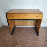  Scrivania allungabile 