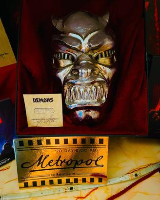 maschera originale film Demoni