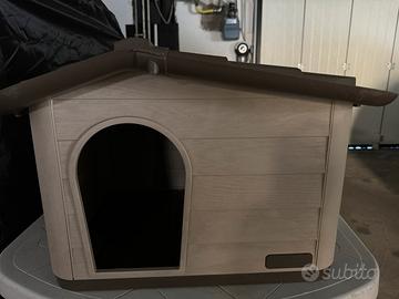 Cuccia per cane di piccola taglia .