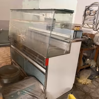 Attrezzatura di lavoro, vetrina frigo. per salumi.
