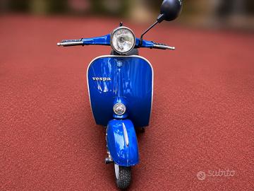 Vespa 125 Primavera ET3