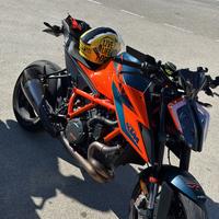 KTM 1290 Superduke r