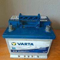Batteria auto Varta 44 Ah