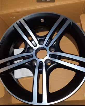 Cerchi in lega 16"