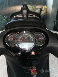 Beverly Street 350 cc. 