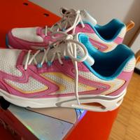 SKECHERS STREET
