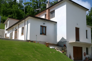 Villa indipendente con ampio terreno