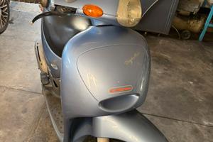 Scooter cagiva