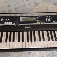 Yamaha digital YPT-210 Portable Keyboard