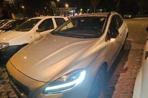 VOLVO V40 Cross Country D2Geartronic Business Plus