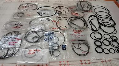 Lotto di cinghiette  VCR e varie.