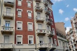 Luminoso trilocale in barriera Milano