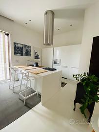 Lido di ostia a 100 metri dalla spiaggia