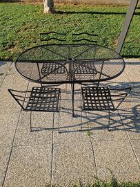 Tavolo ferro e sedie per giardino 