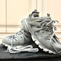 balenciaga track