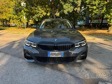 BMW 320d garanzia 1 anno