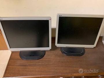 2 schermi Acer schermo