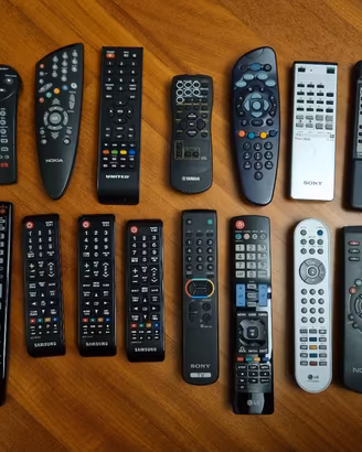 Telecomandi TV Samsung/LG/ nuovi e usati 