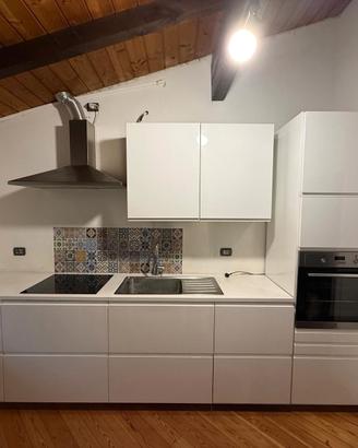 Cucina Ikea - colore bianco lucido