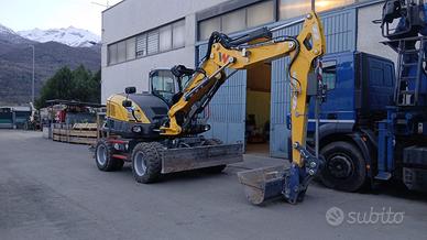 Escavatore Gommato wacker Neuson 2022