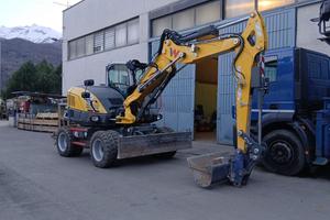 Escavatore Gommato wacker Neuson 2022