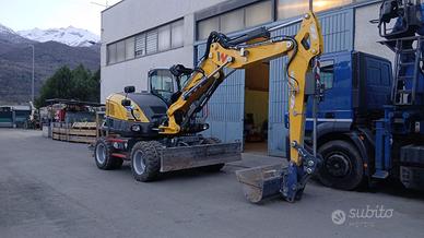 Escavatore Gommato wacker Neuson 2022