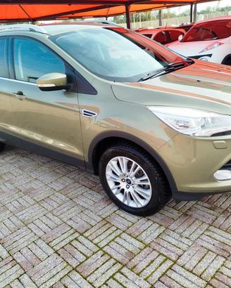 Ford Kuga 2.0 TDCI 140 CV 4WD Titanium