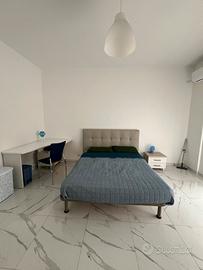 Camera da letto completa di alta qualità