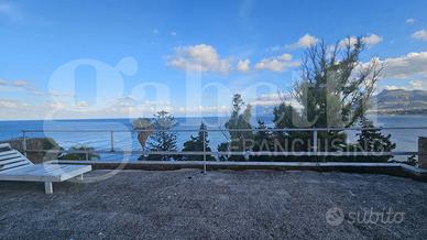 Appartamento Santa Flavia [Cod. rif A/75VRG]