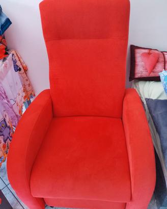 Poltrona relax con alzata