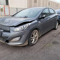 Hyundai I30 anno 2013 ricambi usati