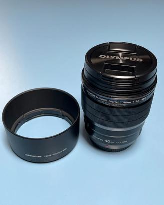 Obiettivo OLYMPUS M.Zuiko ED 45mm f/1.2 PRO M4/3