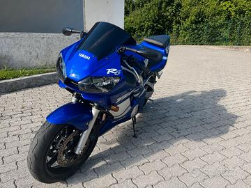 🏍️ Yamaha R6 2000 – Solo 29.000 km, pari al nuovo