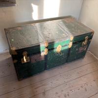 Baule verde da viaggio vintage