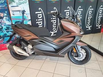 PROMO DEL MESE-SCOOTER KL Brera 125 BRONZO