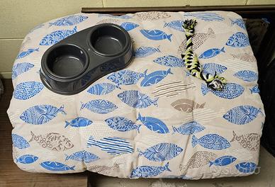 Dono cuscino + ciotola + gioco per cani